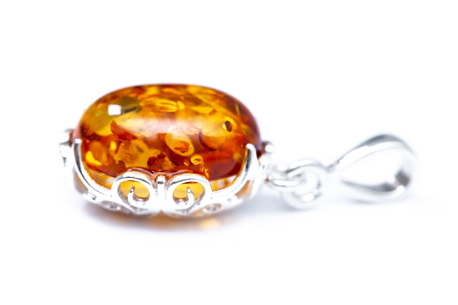 Demi Amber Drop Pendant - Elegant Baltic Amber Necklace - BEYRUN