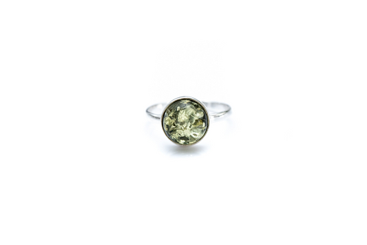 ESSENTIALS Green Amber Solitaire Ring - Minimal and Modern Jewelry Box Must-Have - BEYRUN