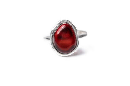 Cherry Amber ELEMENT Solitaire Adjustable Ring - Baltic Beauty Jewellery - BEYRUN