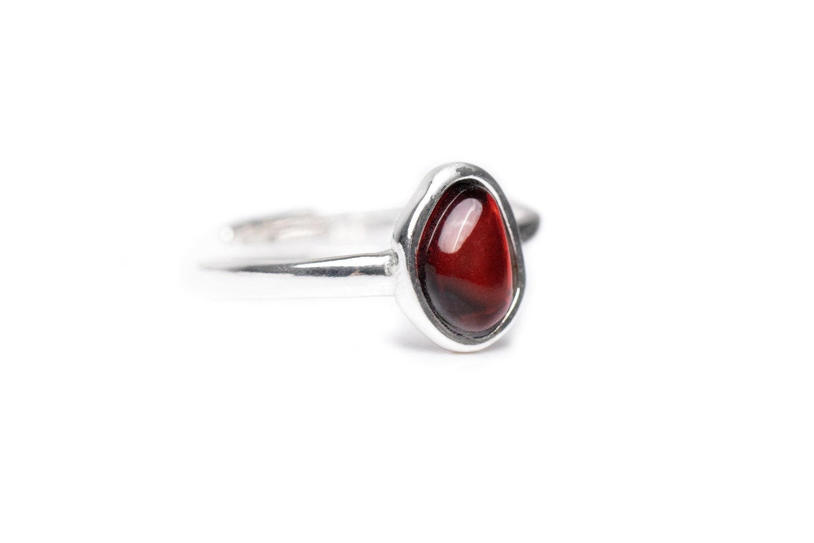 Cherry Amber ELEMENT Stacking Ring - Baltic Beauty Jewellery - BEYRUN