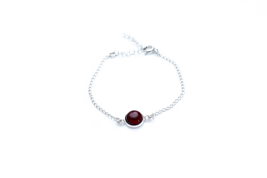 ESSENTIALS Cherry Amber Link Chain Bracelet - Elegant & Versatile Everyday Wear - BEYRUN