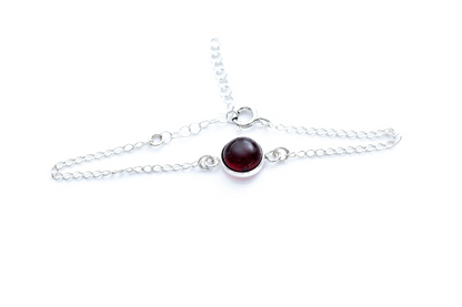 ESSENTIALS Cherry Amber Link Chain Bracelet - Elegant & Versatile Everyday Wear - BEYRUN