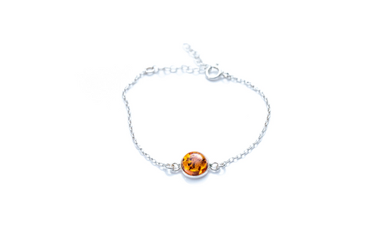 ESSENTIALS Link Chain Amber Bracelet - Minimalist Baltic Amber Jewelry for Everyday Elegance - BEYRUN