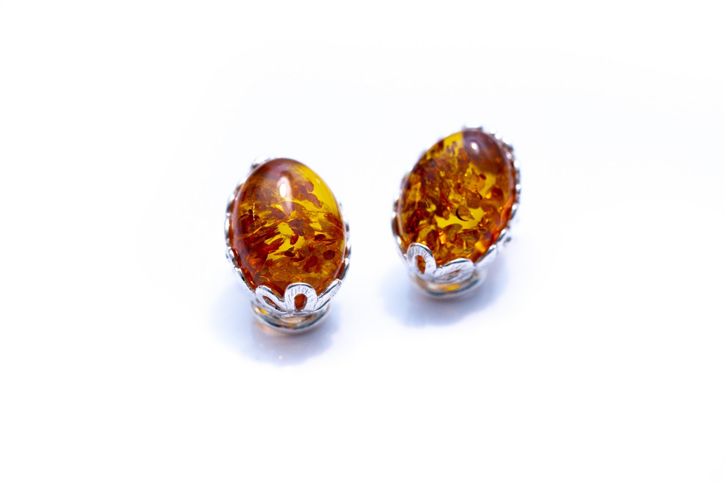 Floral Frame Oval Amber Clip On Earrings - Elegant Accessory for Non-Pierced Ears - BEYRUN