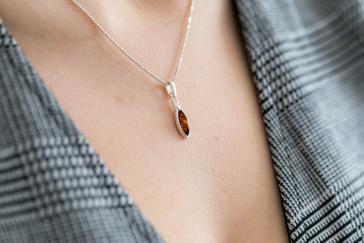 Shop the Minimal Leaf Amber Pendant - Elegant and Subtle Jewelry - BEYRUN