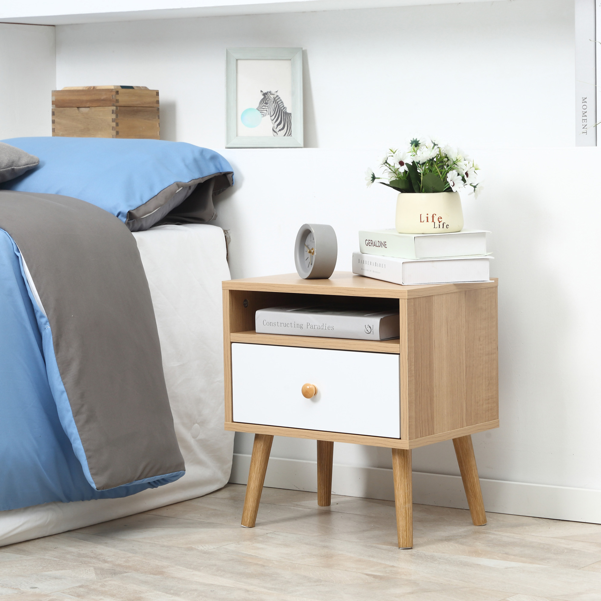 HOMCOM Modern Bedside Table with Drawer and Shelf - Stylish Natural Nightstand, Ample Storage - BEYRUN