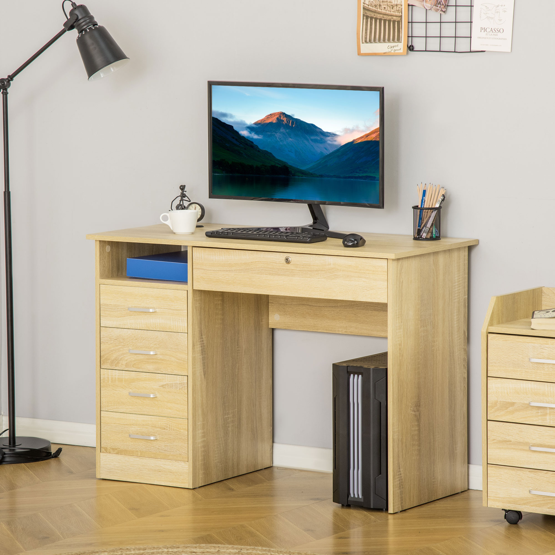 HOMCOM Oak Computer Desk with Lockable Drawer & Storage Shelf - Perfect for Home Office or Study - BEYRUN