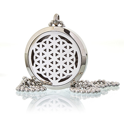 Elegant Aromatherapy Diffuser Necklace - Flower of Life 30mm | Stainless Steel Locket with Essential Oil Pads - BEYRUN