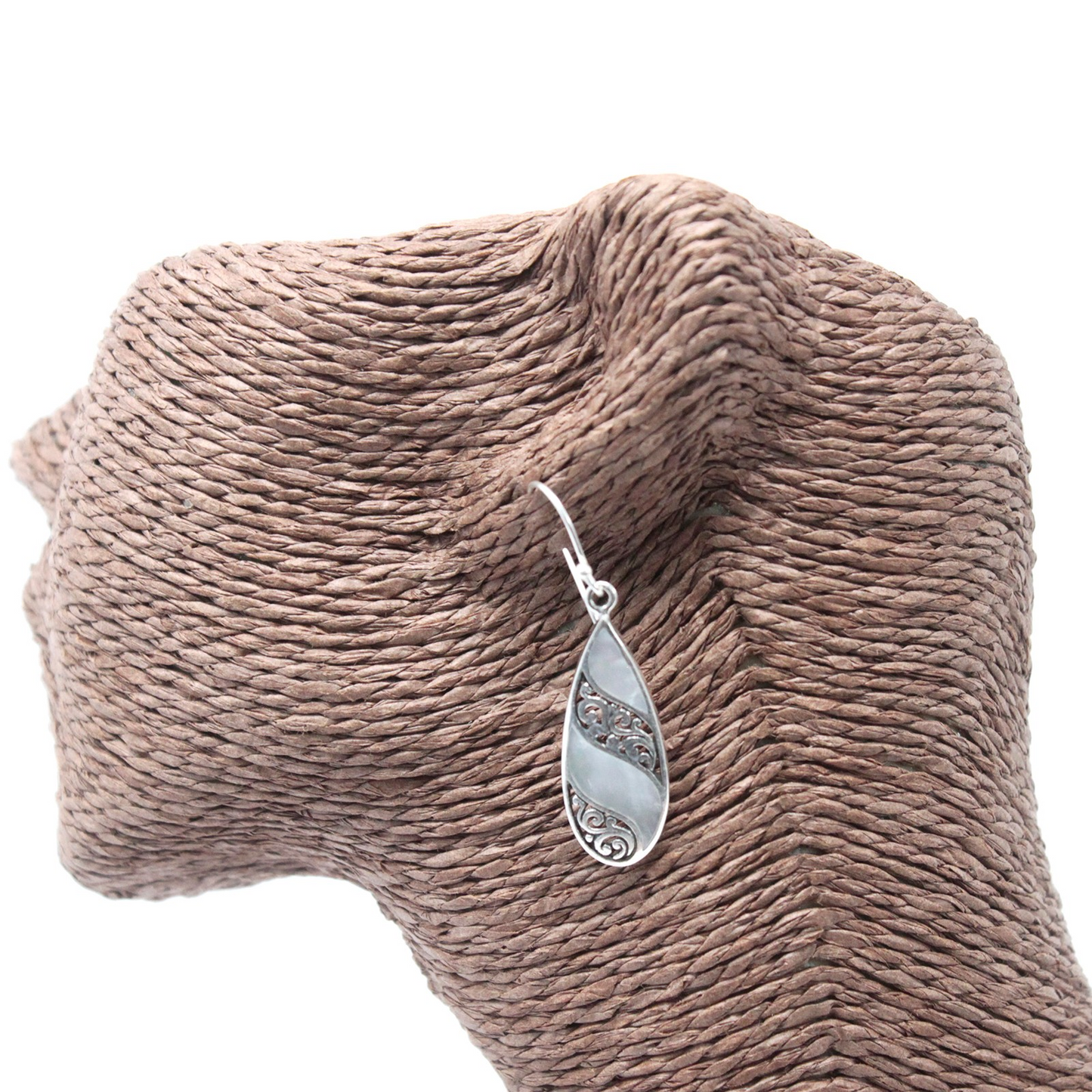 Elegant Shell & Silver Teardrop Earrings - Handmade in Bali - High-Quality 925 Silver & Shell Parts - BEYRUN