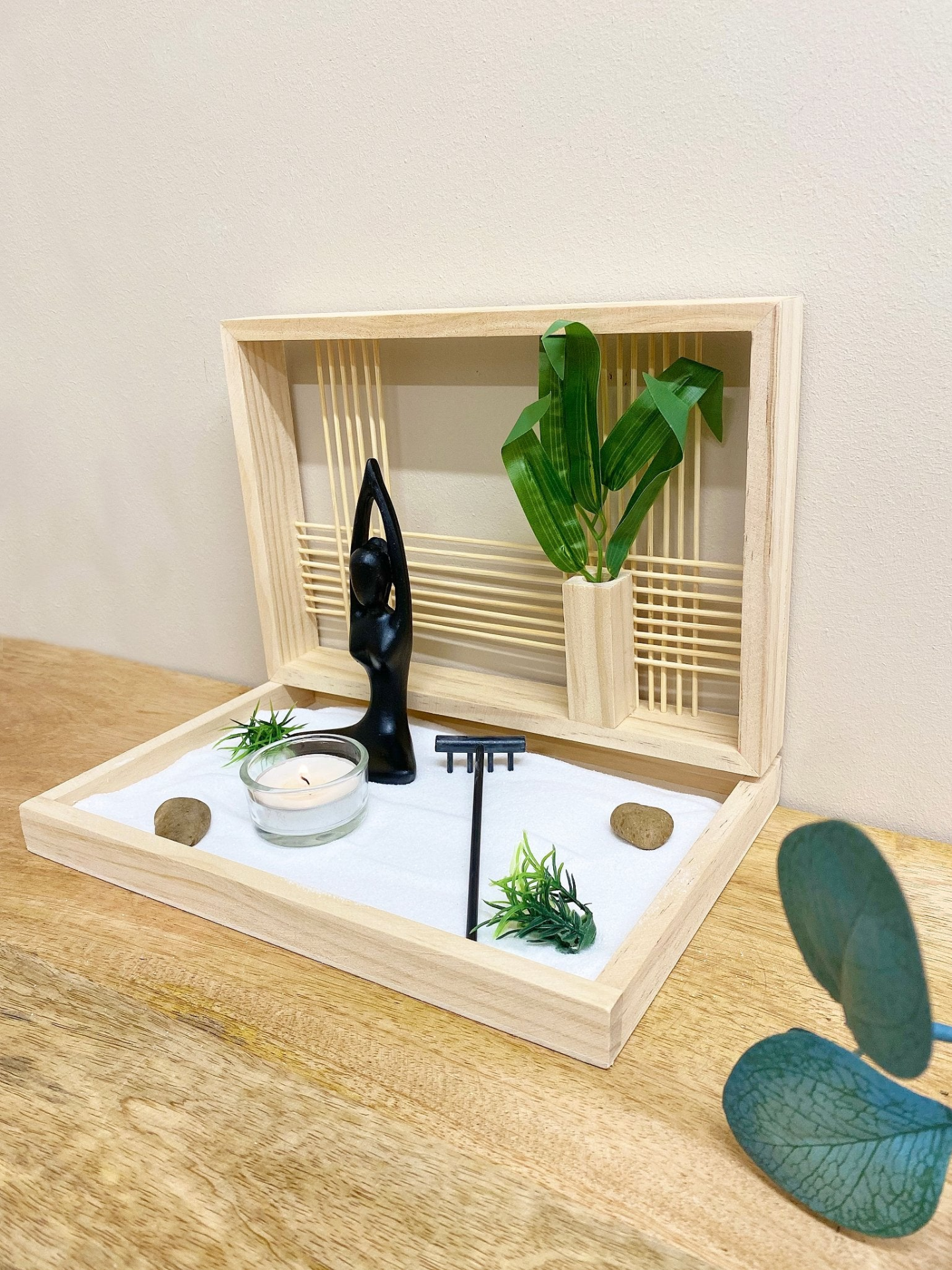 Yoga Woman Zen Garden - Create Serenity and Balance in Your Home - BEYRUN