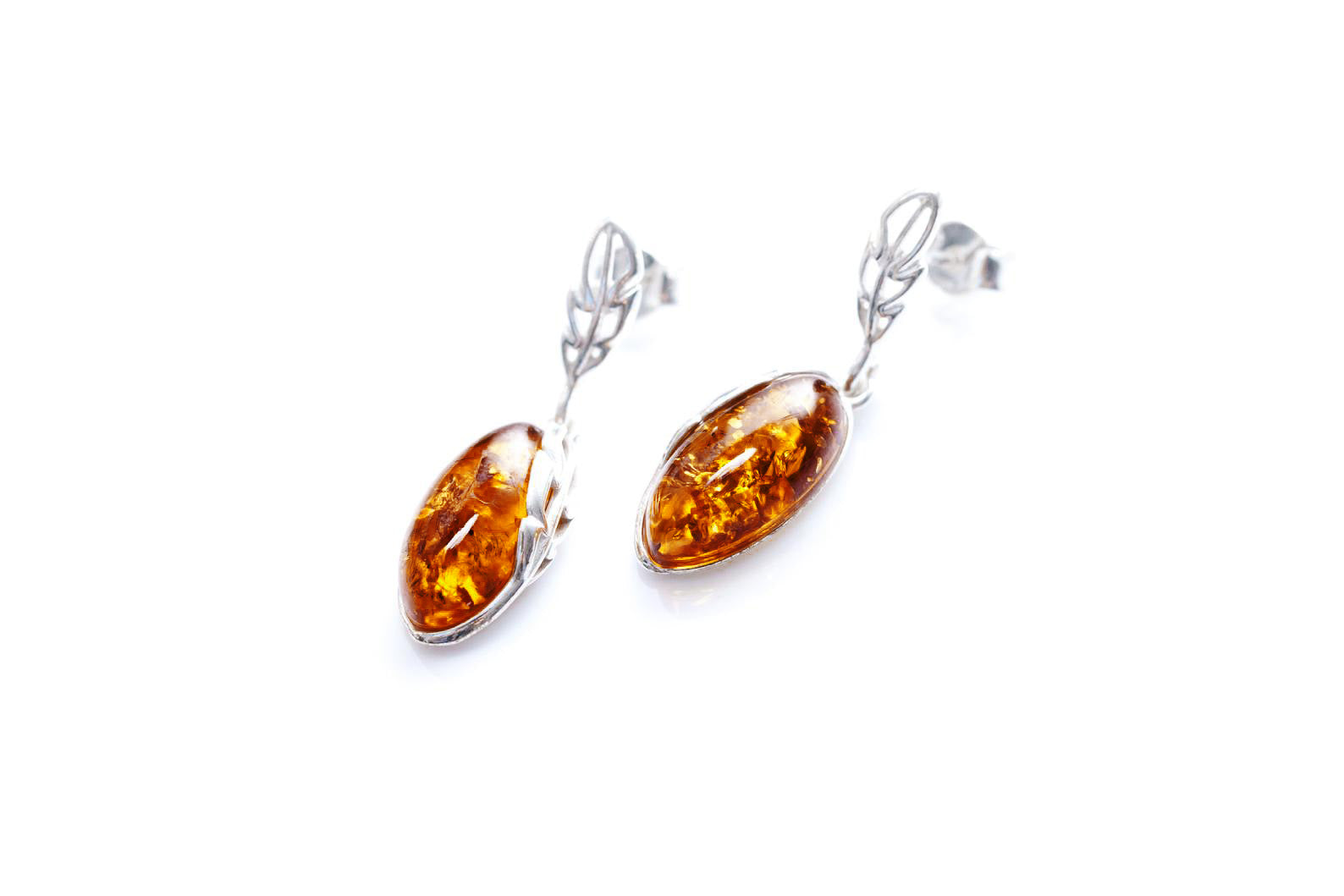 Shop the Stunning Oval Dangle Earrings - Perfect for Every Occasion - BEYRUN