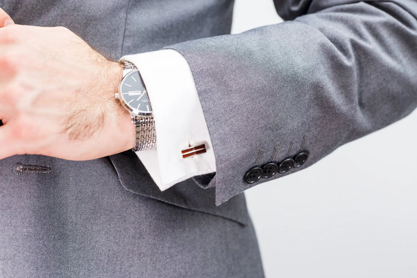 Double Stripe Amber Cufflinks - Exclusive Accessory for the Elegant Man - BEYRUN