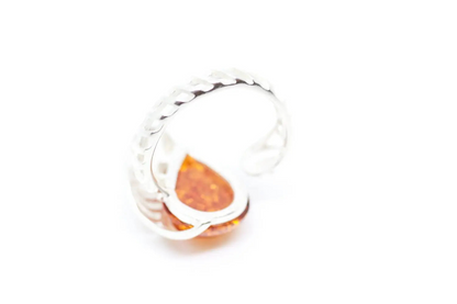 Shell Frame Amber Ring