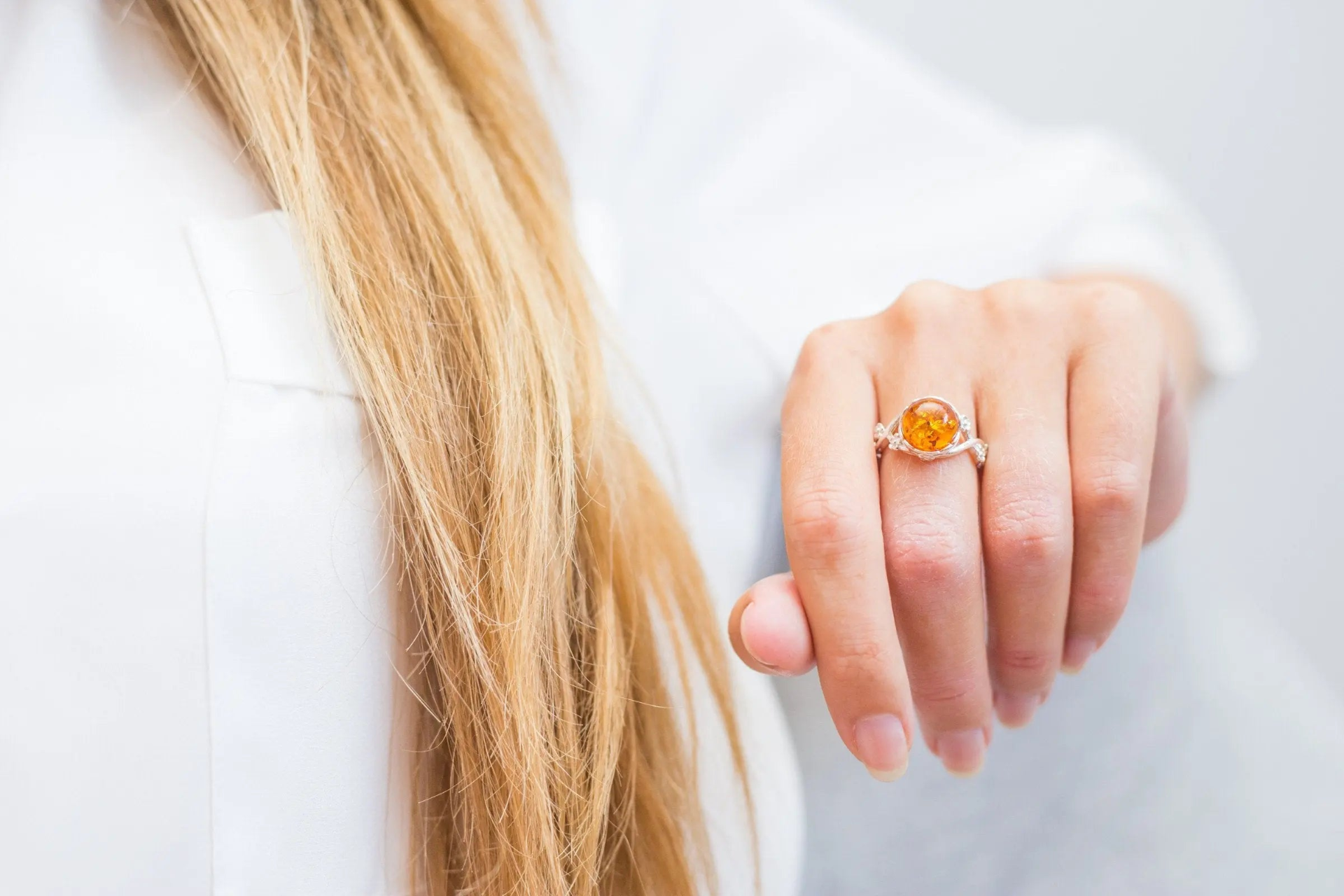 Dainty Floral Amber Ring - Fashionable Sterling Silver Band with Baltic Amber Gem - BEYRUN