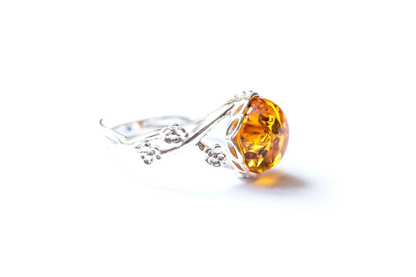 Dainty Floral Amber Ring - Fashionable Sterling Silver Band with Baltic Amber Gem - BEYRUN