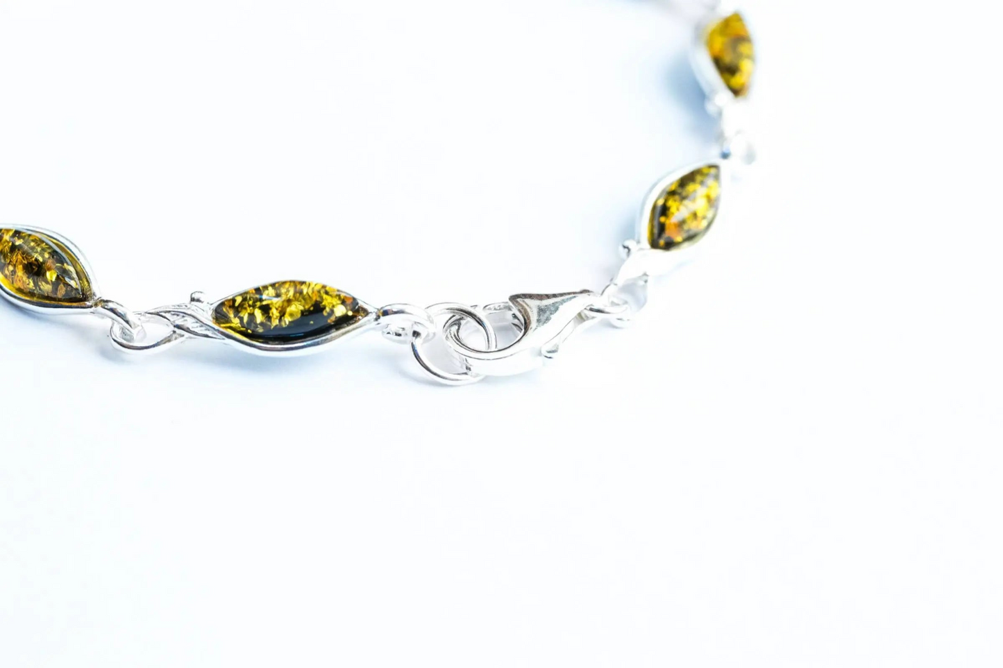 Elegant Green Amber Leaf Bracelet | Sterling Silver | Nature-Inspired Design