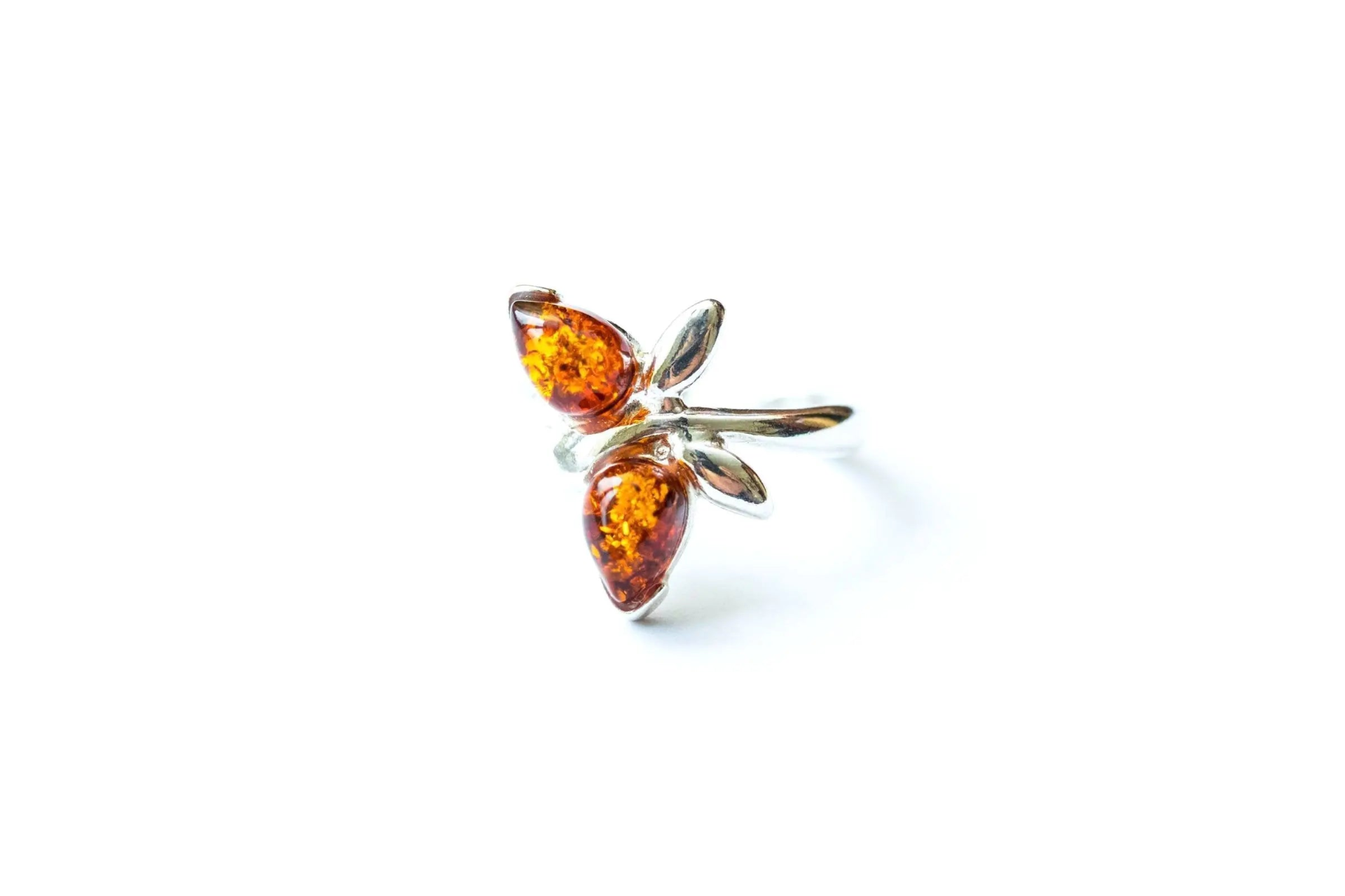 Amber Butterfly Midi Ring - Quirky and Cute Accessory for Everyday Wear - BEYRUN