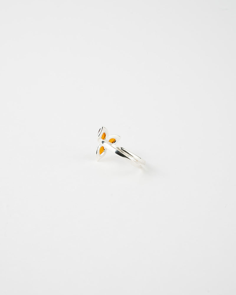 Subtle Flower Adjustable Ring – Elegant Baltic Amber & Sterling Silver Jewelry