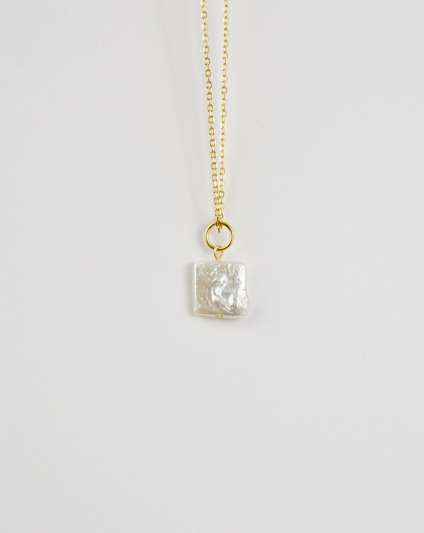 Square Pendant Pearl Necklace | Elegant Accessory for Any Outfit - BEYRUN