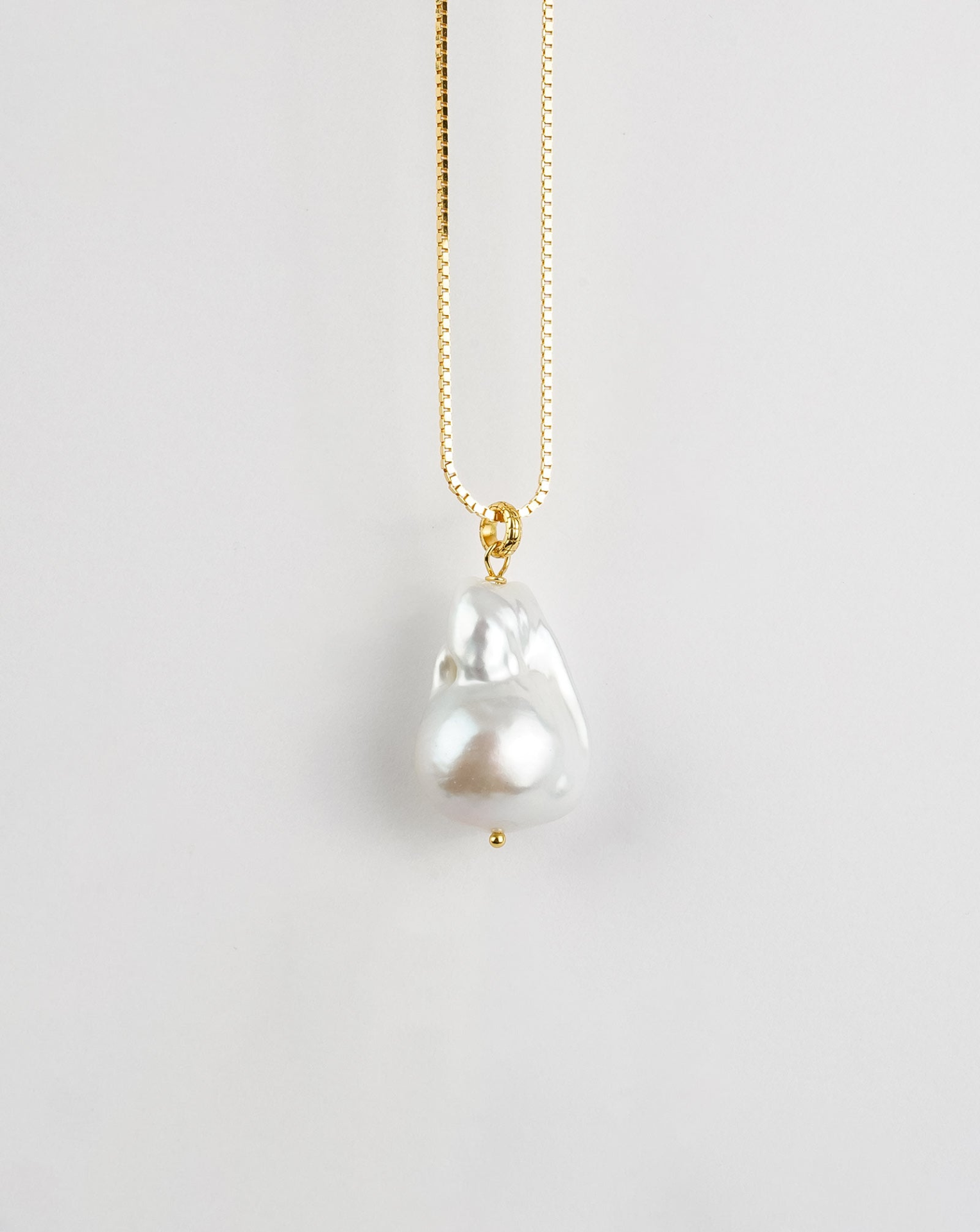 Luxurious Freshwater Baroque Pearl Necklace | Statement Piece - BEYRUN