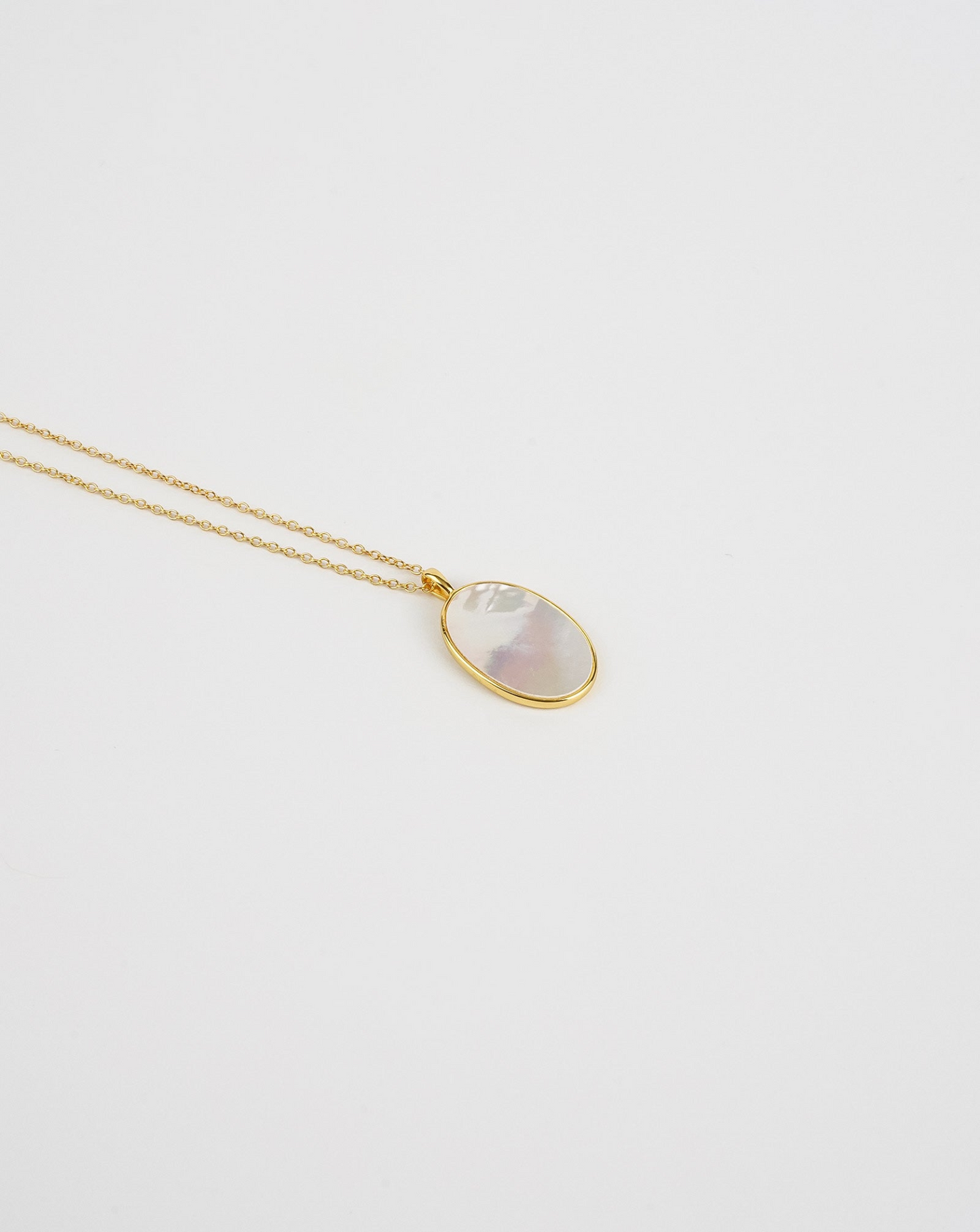 Flat Mother of Pearl Necklace - Exquisite Pendant Necklace - BEYRUN