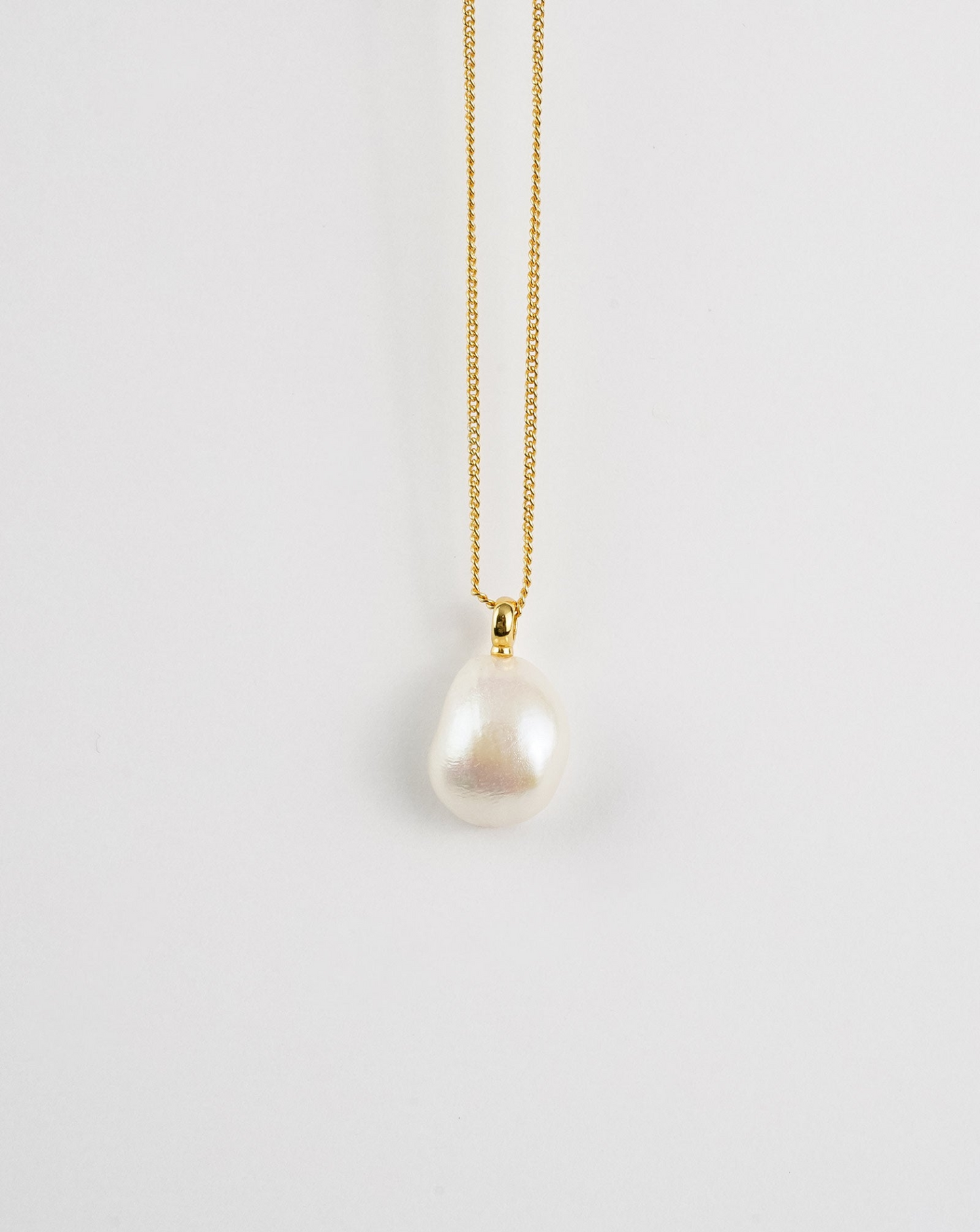 Classic Freshwater Pearl Necklace - Elegant Handpicked Pearls, Perfect Gift