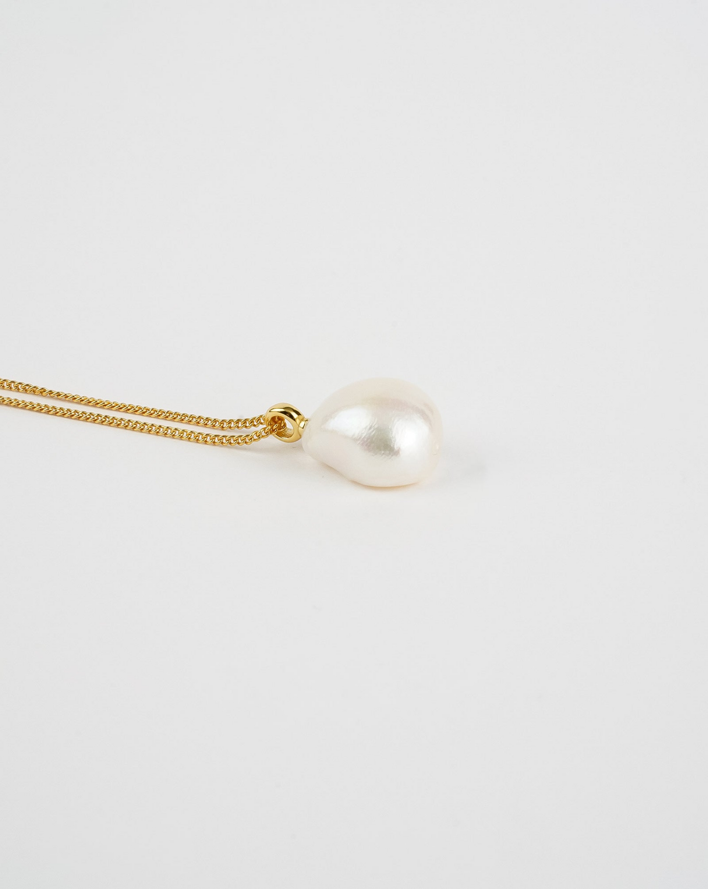 Classic Freshwater Pearl Necklace - Elegant Handpicked Pearls, Perfect Gift