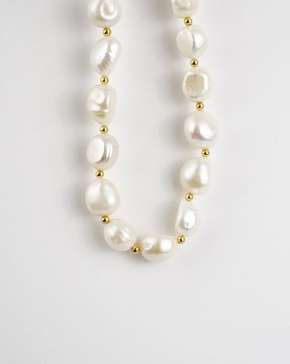 Chunky Pearl Necklace - Statement Piece for Elegance and Sophistication - BEYRUN