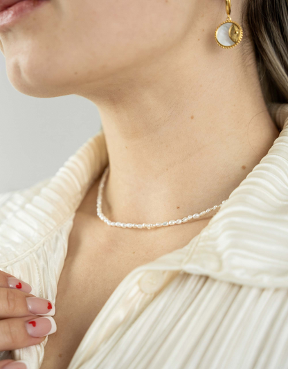 Classic Pearl Necklace - Timeless Elegance for Every Occasion - BEYRUN