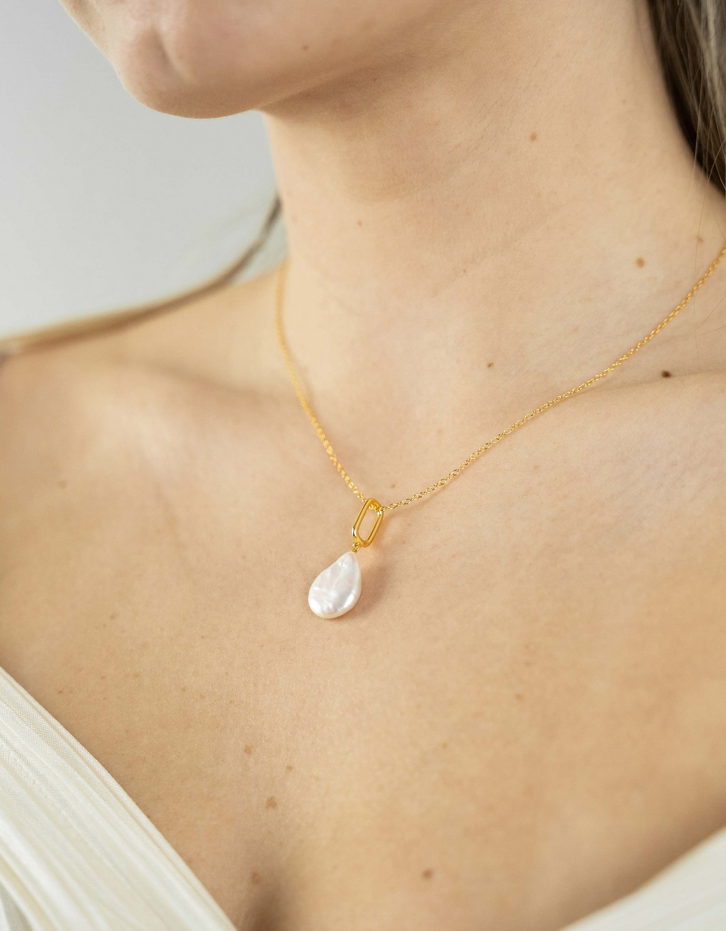 Exquisite Drop Pearl Necklace | Elegant Statement Jewelry - BEYRUN