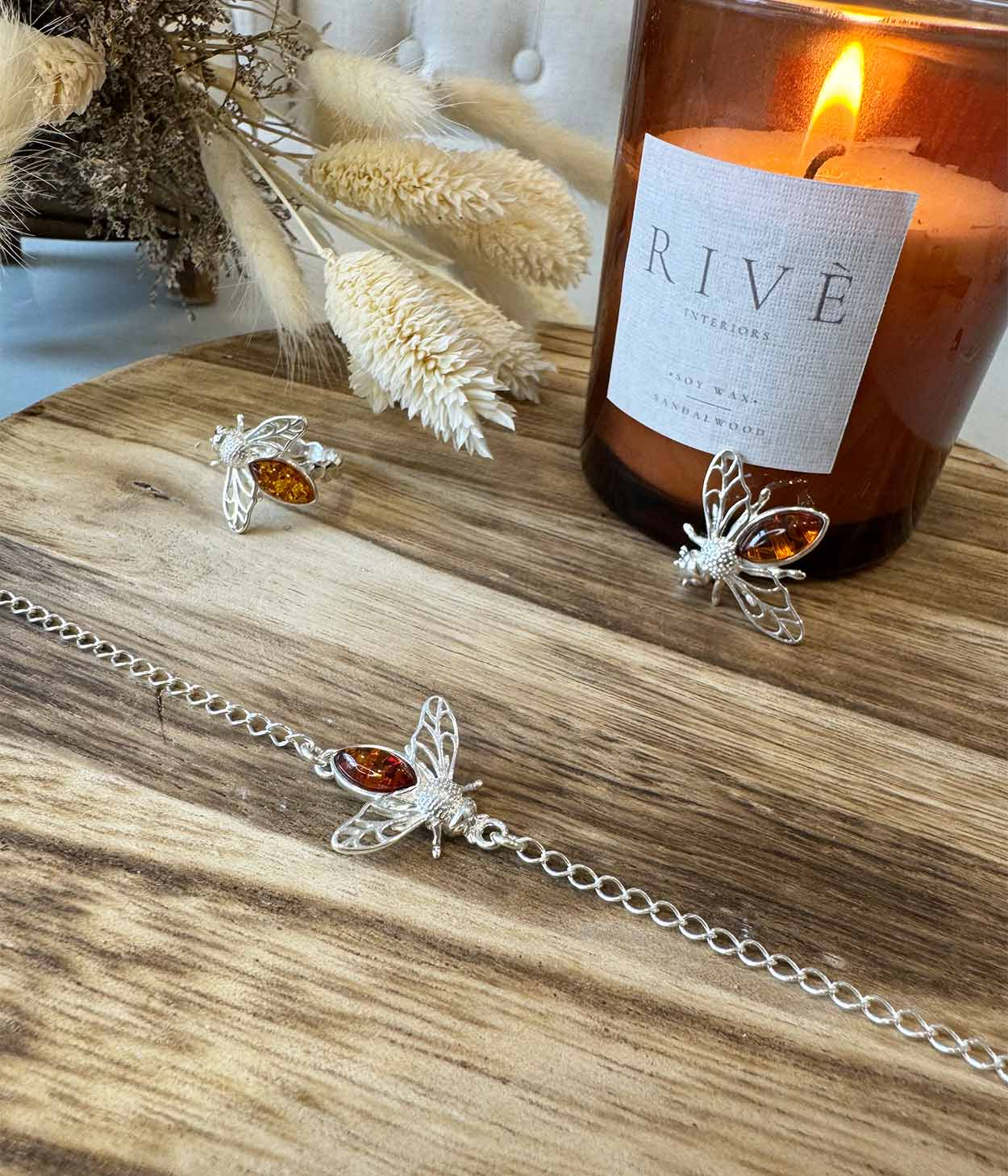 Shop the Exquisite Amber Bee Brooch - Perfect for a Thoughtful and Personalized Gift - BEYRUN